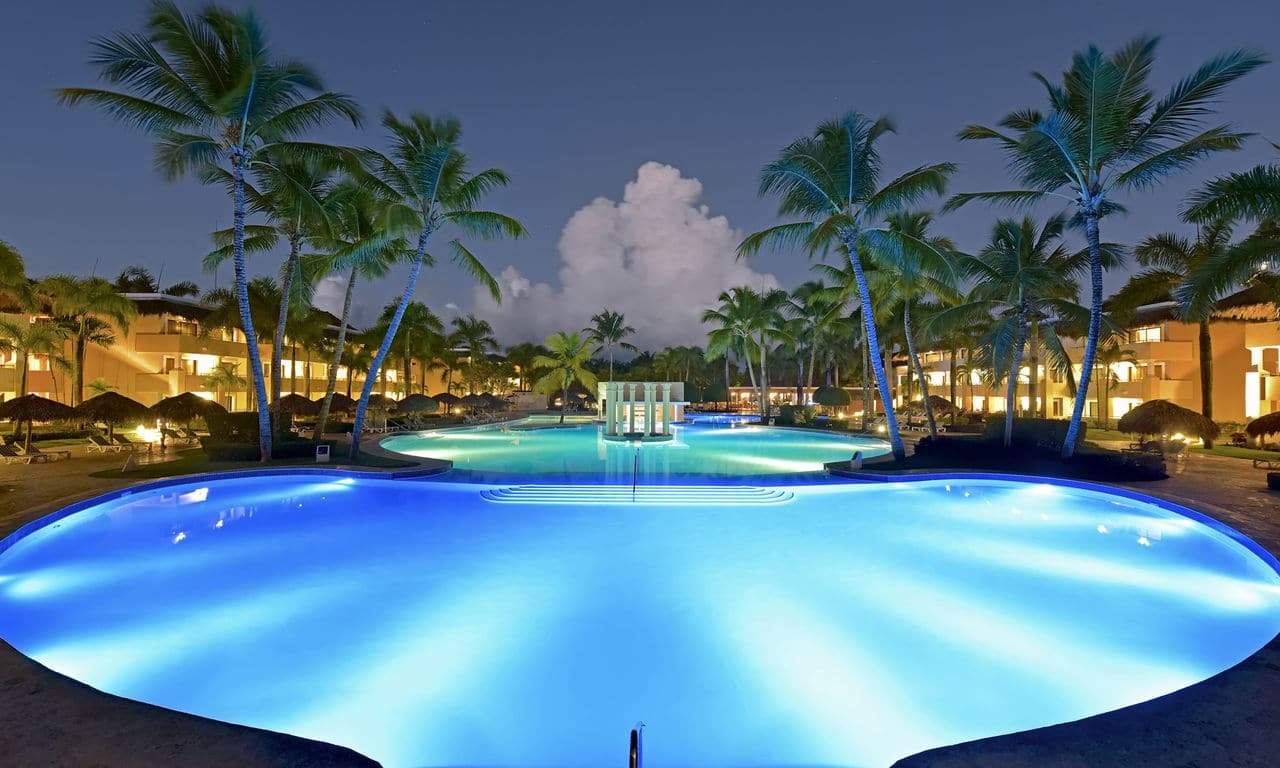 hotel grand paradise samana pool